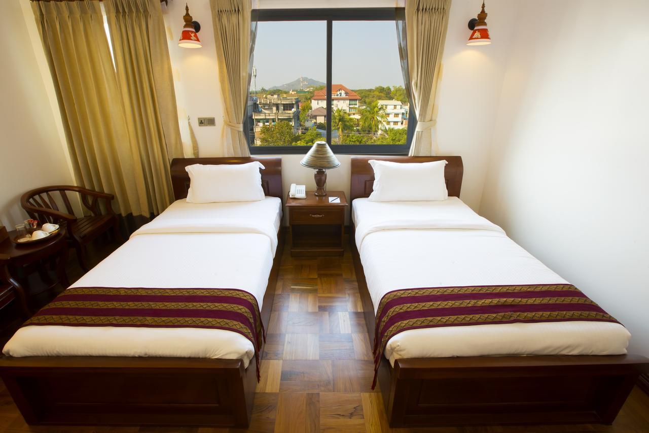 Yadanarpon Dynasty Hotel Mandalay Esterno foto